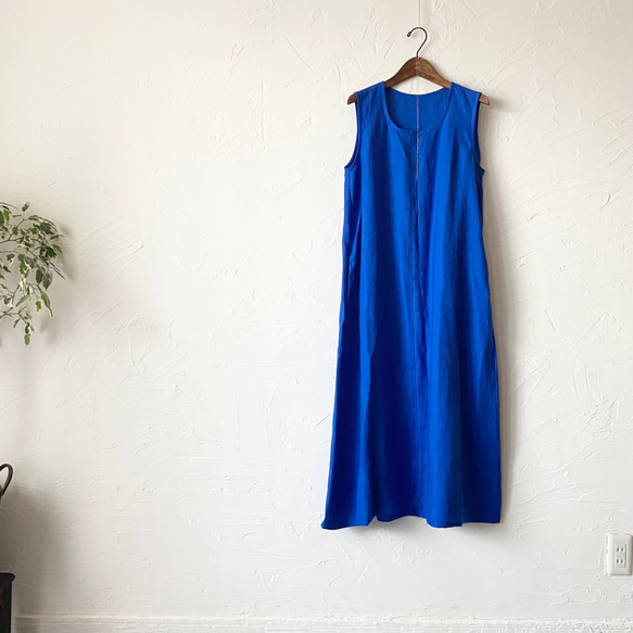 夏季藍色連衣裙 第2張的照片