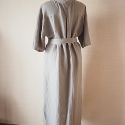 短袖V連衣裙Greige No.7 第5張的照片