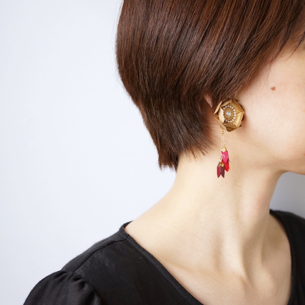 2Way『Flower Shower』紙の軽いピアス [友禅和紙ゴールド*レッド] ペーパージュエリー