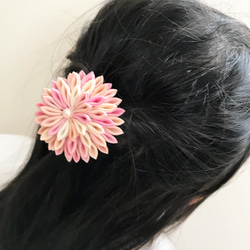 お花のヘアゴム 3枚目の画像