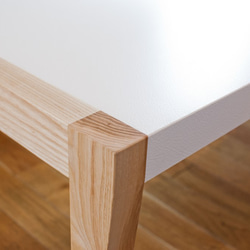 ローテーブル　ホワイトアッシュ(無垢)とレザー調メラミンのコラボ 2枚目の画像