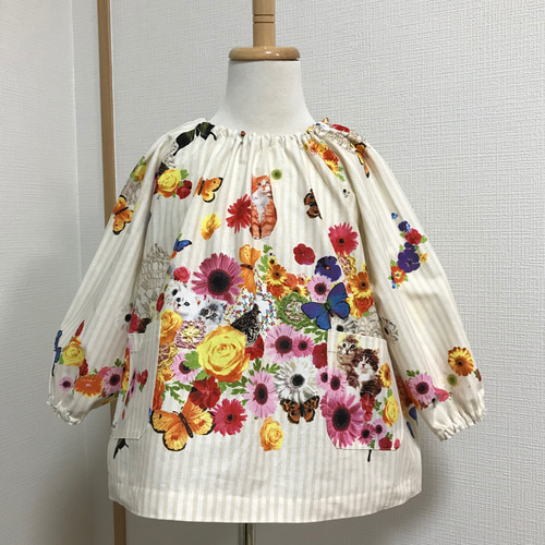 ☆90cm〜120cm スモック☆Candy Party☆ネコと蝶とお花畑☆サイズタグ 
