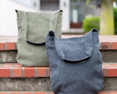 ヴィンテージ帆布トートバッグ　ショルダー付き　おこめ様 受注生産〕A4ファイルが入る！ヴィンテージ帆布 仕切りトート
