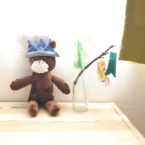 こどもの日 くまちゃんのぬいぐるみ 濃いブルーの兜 ぬいぐるみ