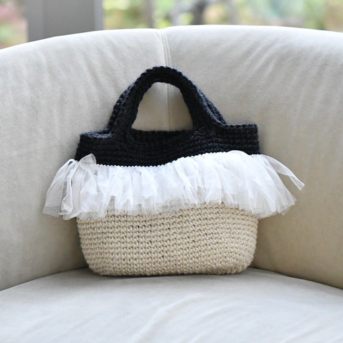 チュールフリンジ付きのかごバッグ（バイカラー）受注製作 かご