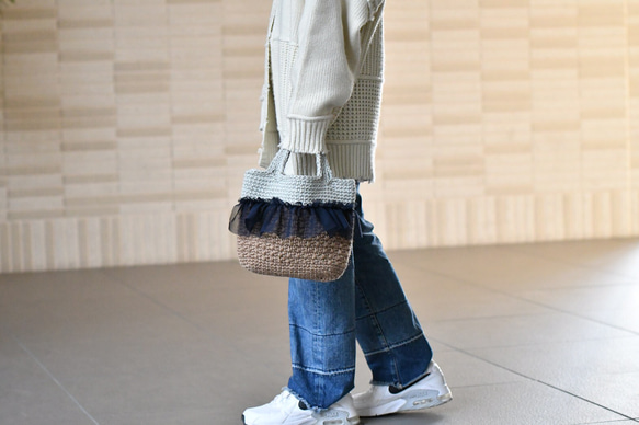 雙色薄紗荷葉邊籃包（訂製） 第3張的照片