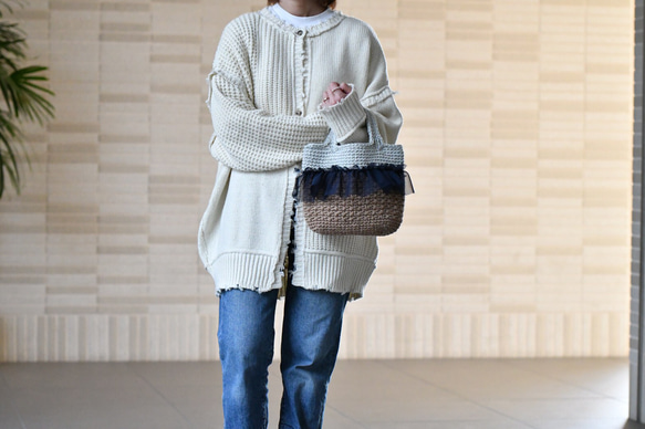 雙色薄紗荷葉邊籃包（訂製） 第4張的照片