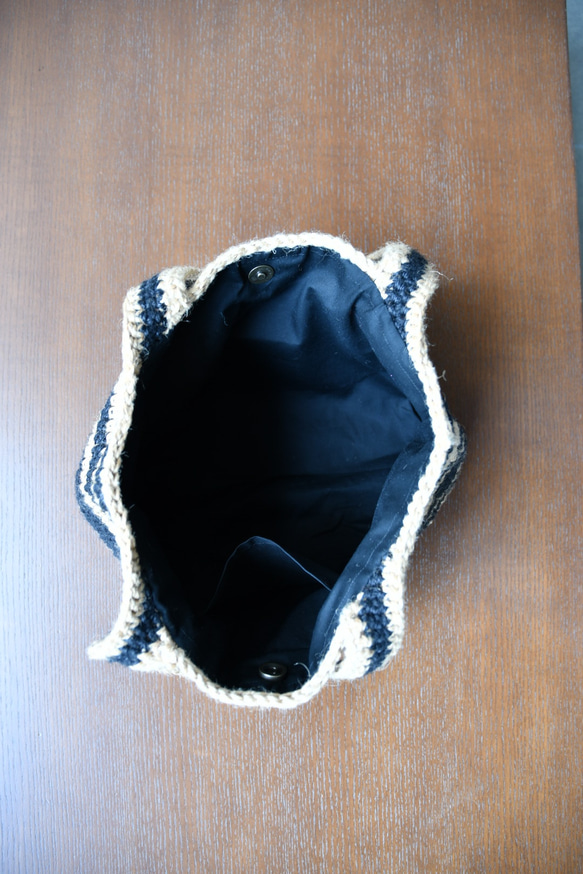 訂製流蘇籃袋（黑色內布） 第3張的照片