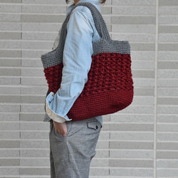 透かし模様のかごバッグ（ボルドーＬ）受注製作 2枚目の画像