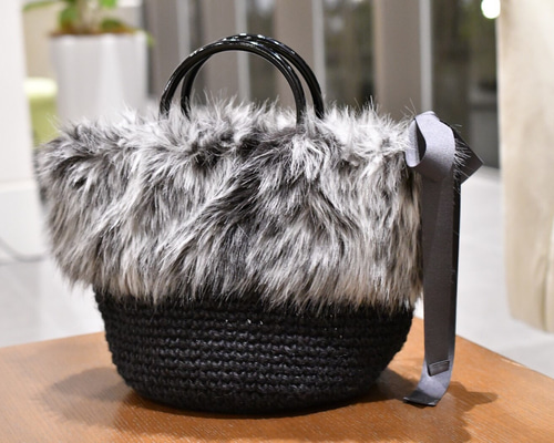 リングハンドル ファーバッグ（ブラック）（受注製作） かご