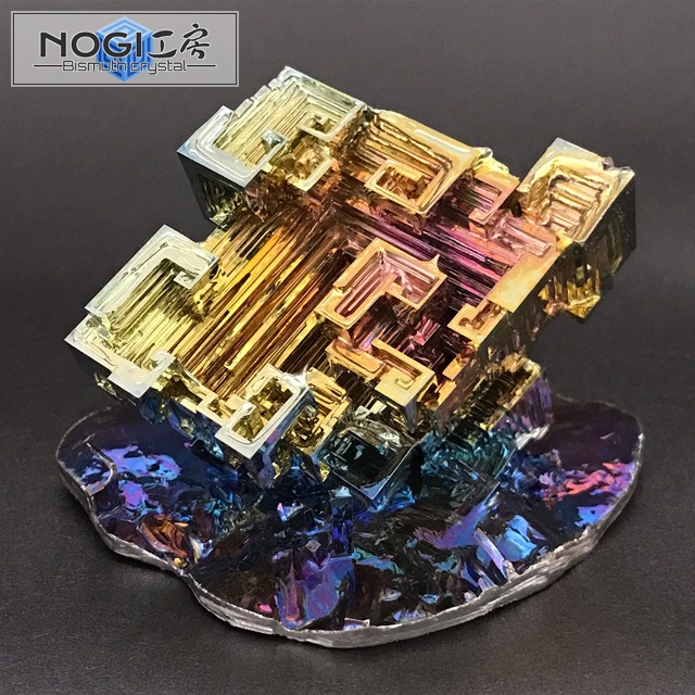 ビスマス結晶 No.003C キューブケース付き [鉱物標本] 立体