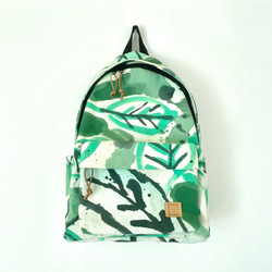 《ワケあり特価》backpack / 手染めの帆布リュックサック 背中芯無し / Leaf 1枚目の画像