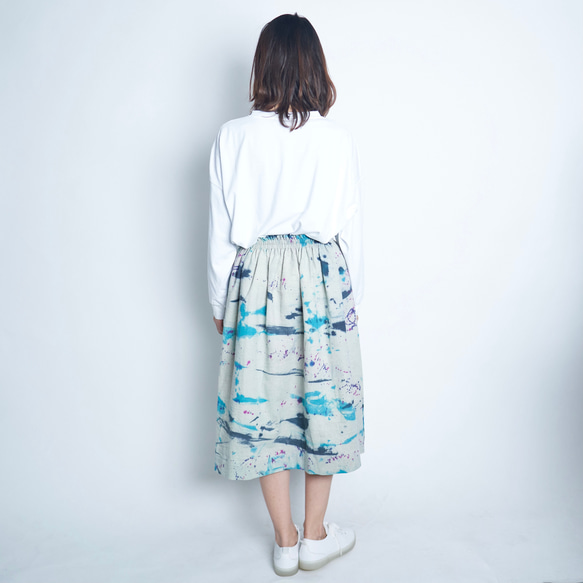 手染めのふんわりギャザースカート　コットンリネン / ターコイズ 4枚目の画像