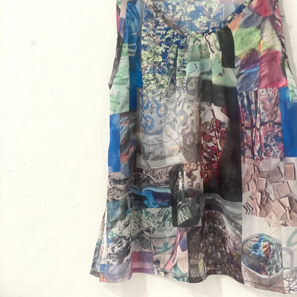 オリジナルプリントテキスタイルのシフォンキャミソール / 春夏 通年 重ね着 ふんわり 3枚目の画像