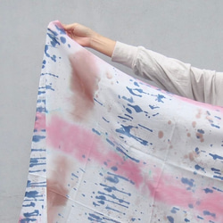 手染棉質草坪大圍巾/海軍藍×粉紅色 第1張的照片