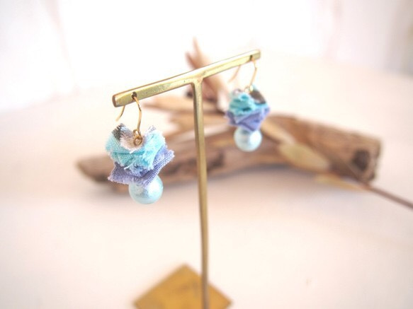 pierced earring / aqua blue / cotton perl 1枚目の画像