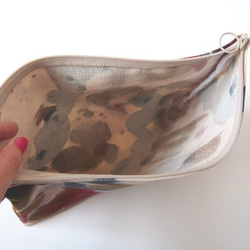 《Creemaムック本掲載作品》clutch bag / palette /手染めクラッチバッグ /コットンビッグポーチ 4枚目の画像