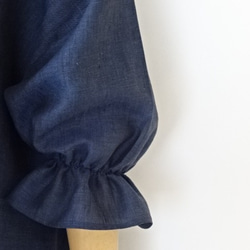 リネンふっくら袖の楽ちんブラウス・ネイビー系 2枚目の画像
