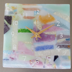 春色のガラスの掛け時計（四角） 4枚目の画像