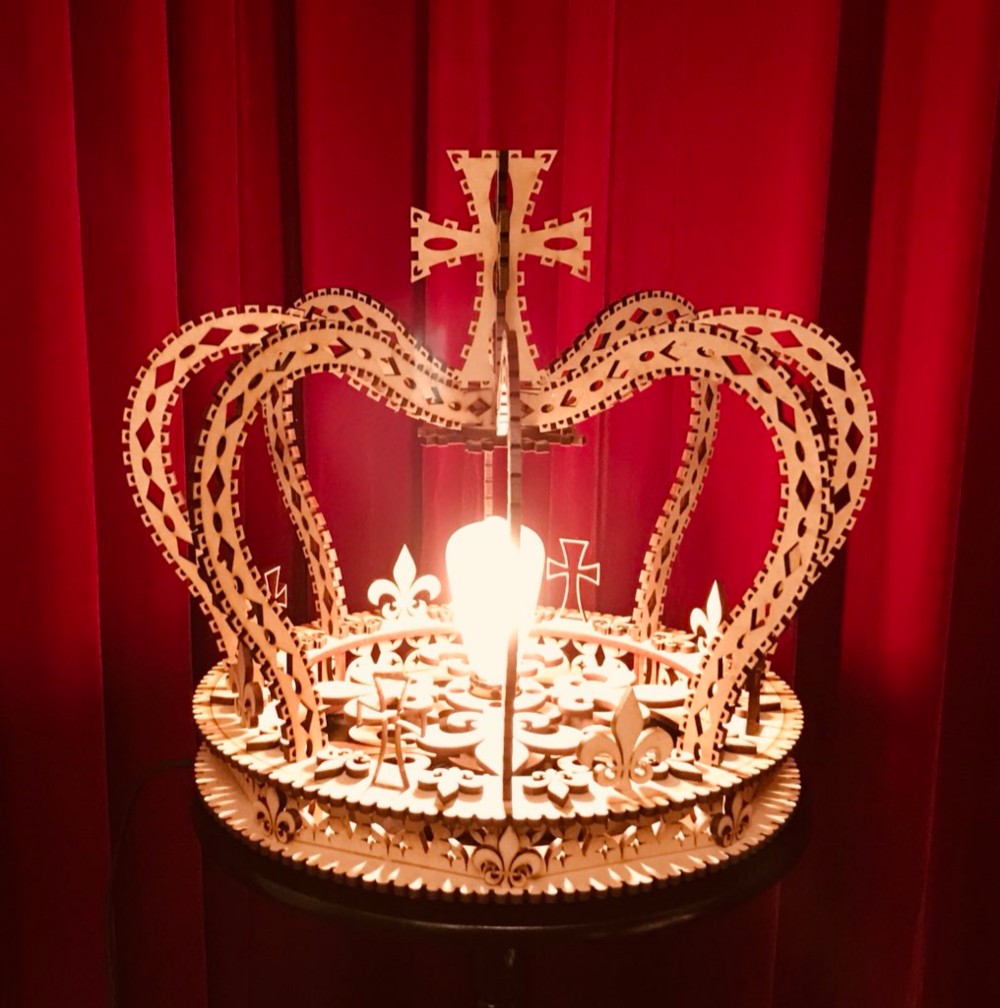 王冠 ランプ MDF エジソンバルブ　レーザーカッター