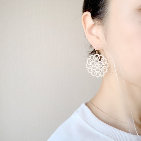 14kgf/タティングレース/flowers/pearl×ivory/ピアス（イヤリング） 2枚目の画像