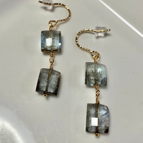 送料無料】14kgf 天然石 モスアクアマリン レクタングル クッション  