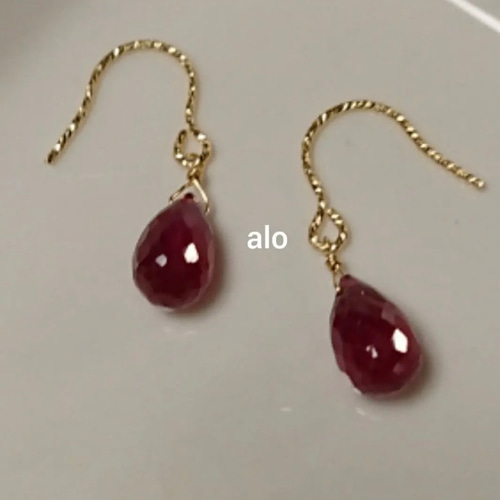 送料無料】14kgf 天然石 ルビー ドロップシェイプ シンプルピアス  