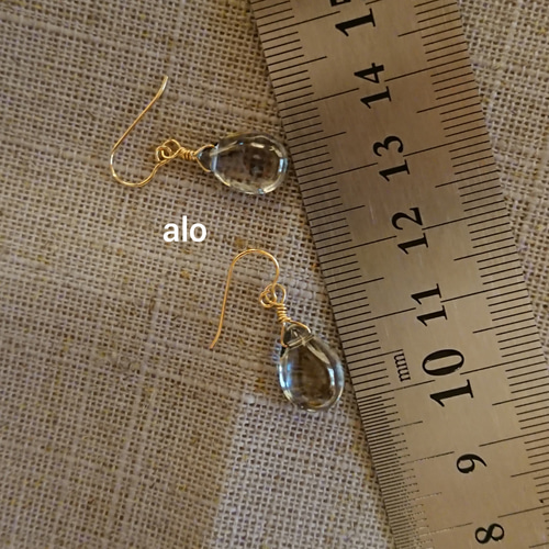 送料無料】14kgf 天然石 シルバーフラッシュクリスタル シンプルピアス  