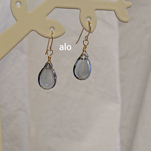 送料無料】14kgf 天然石 シルバーフラッシュクリスタル シンプルピアス  