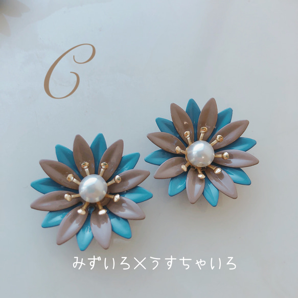 3colour flower チタンピアス 5枚目の画像