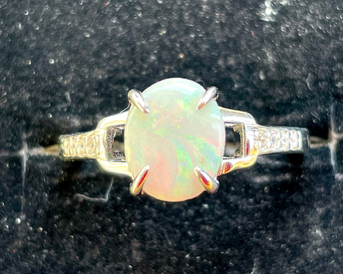 セミブラックオパール シルバーリング キュービックジルコニア8個付き