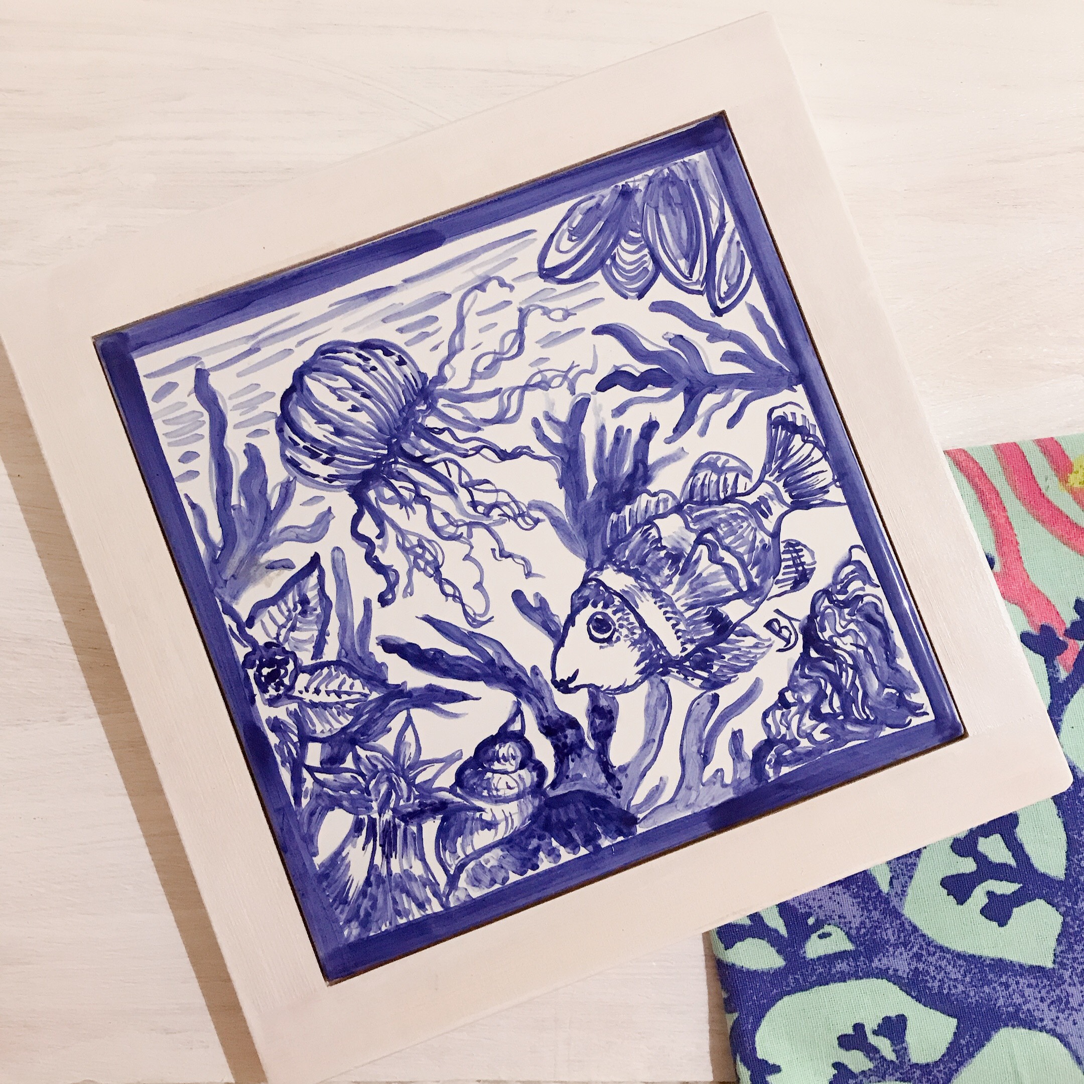 マヨリカタイルのインテリア　海の風景