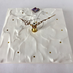 結晶ポイント白い時計（15cm） 2枚目の画像
