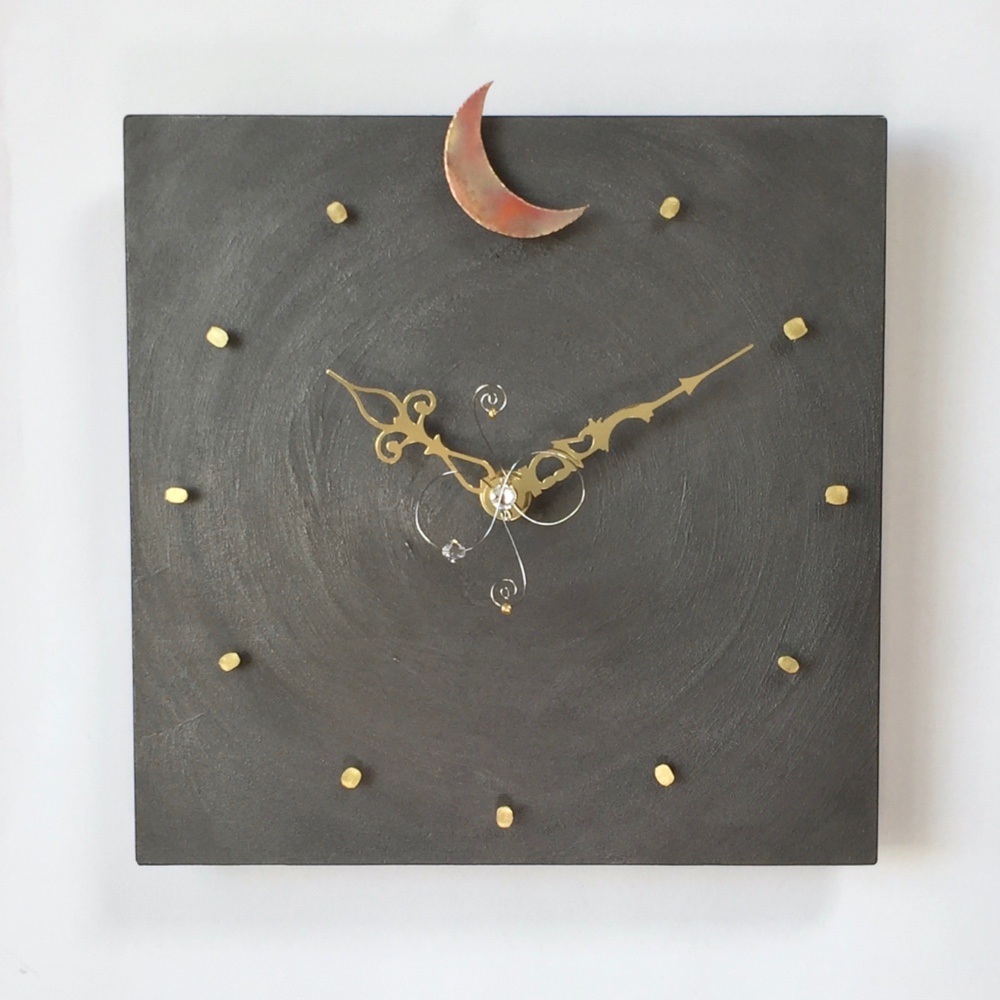 月(20cm)（静かなムーブメント）