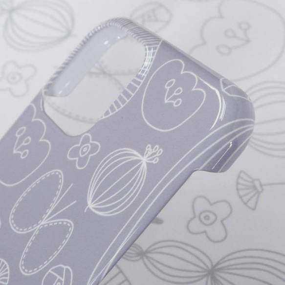 ＊iPhone17＊ひだまりへようこそ 北欧 スマホケース 花 ちょうちょ つぼみ 花畑 側面印刷 シンプル 5枚目の画像