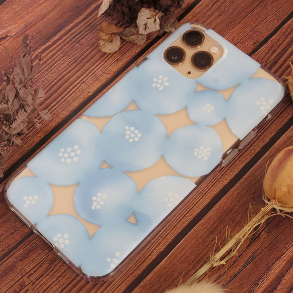 北欧 水彩の花 ソフトケース （クリア＆TPU 柔らか素材）iPhoneケース 透明 SE3 4枚目の画像