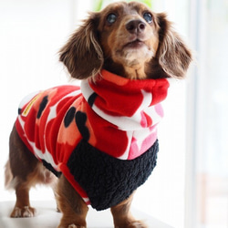 犬服 スタイリッシュなダックスちゃんのハイネックタンクトップ 豹柄