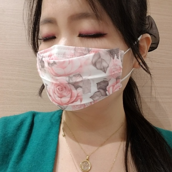 花柄 不織布マスク 使い捨てマスク 人気 ビクトリアンマスク 手作り 立体マスク 韓国で人気 2枚目の画像