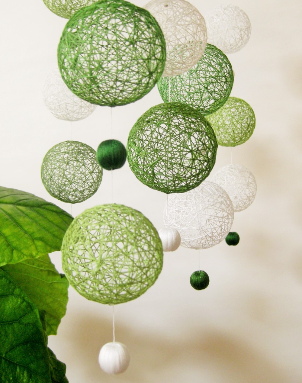 再販140　こもれび　糸玉＆巻き玉モビール