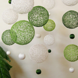 再販140　こもれび　糸玉＆巻き玉モビール　 3枚目の画像