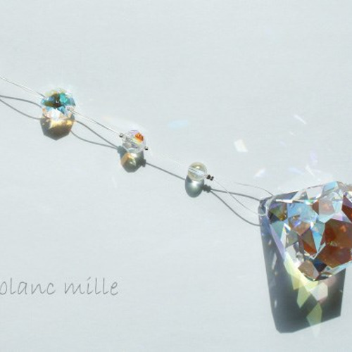 ブルーAB✩.*˚SWAROVSKIサンキャッチャー ブルーAB✩.*˚SWAROVSKIサンキャッチャー - メルカリ