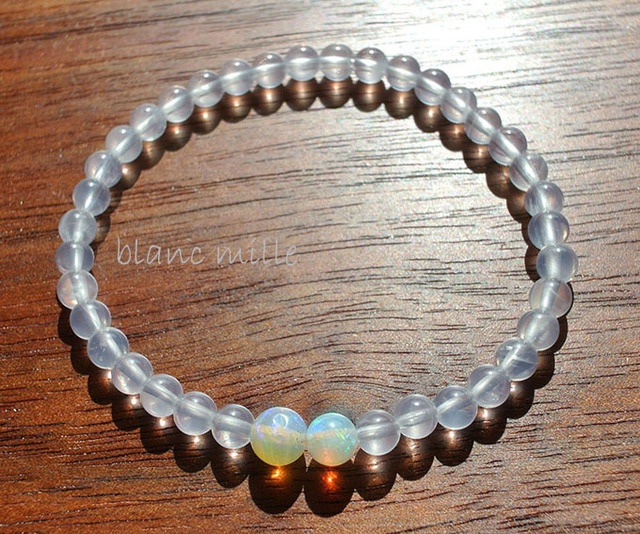No.1020　プレシャスオパール＆ミルキークォーツ　天然石ブレスレット　ミニ細身アクセサリー　ヒマラヤ産
