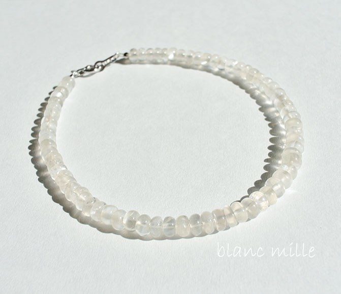 No.1187　セイロンムーンストーンシンプルブレスレット　K10ホワイトゴールド　クリアホワイト天然石華奢アクセサリー