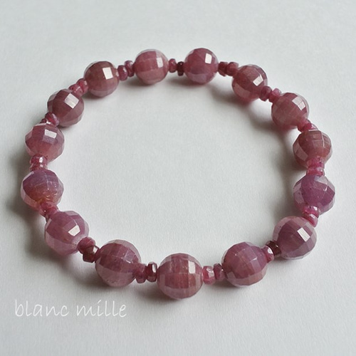 ルビーミラーカットブレスレット 楽天市場】天然ルビー ミラーボールカット (2A) 6mm玉