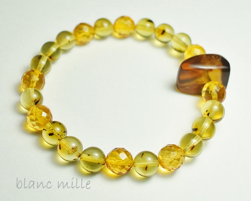 No.1241 ○* 虫入り 琥珀 / アンバー デザイン ブレスレット