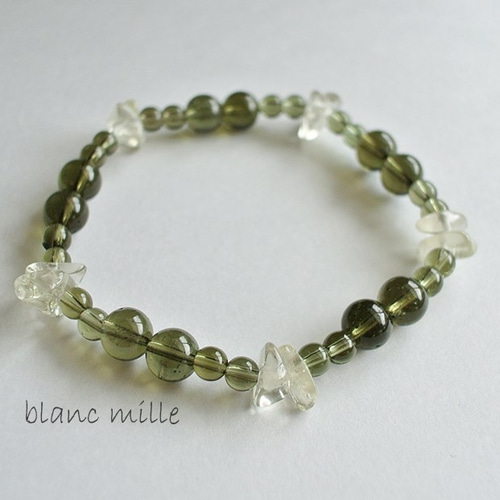 モルダバイト・リビアングラスさざれブレスレット