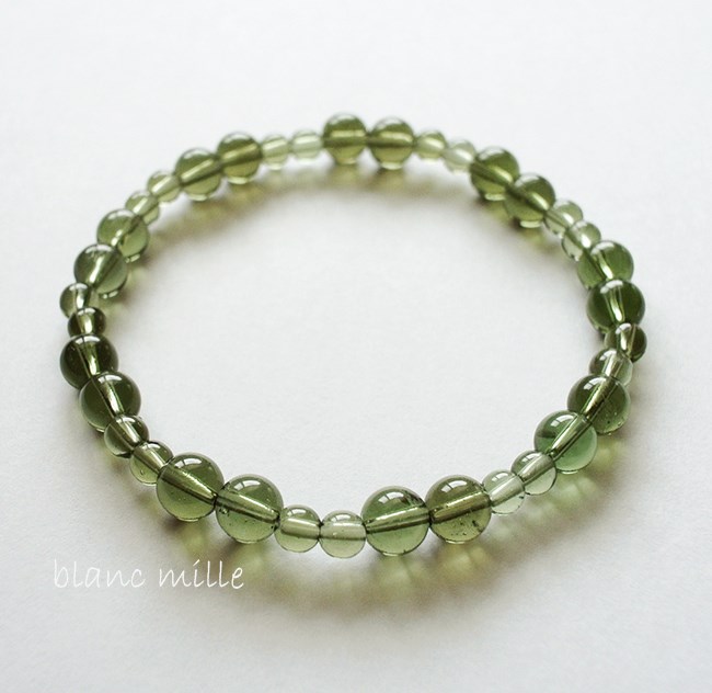 No.1273○* モルダバイト （天然ガラス） 6mm 4mm　シンプル　デザインブレスレット　鑑別書付　レアストーン 142,500円