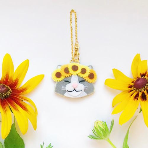 ひまわり。 パッチワークトートバッグ ねこフェイスチャーム モチーフ編みのニットバッグ (正方形 ひまわり） | iichi 日々の