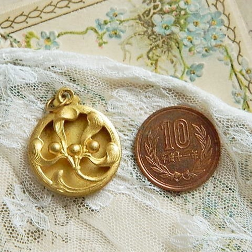 フランスアンティーク＊ヤドリギのマットゴールドロケット アール