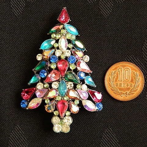 Xmas＊キラキラ綺麗なカラフルクリスマスツリーブローチ マルチカラー
